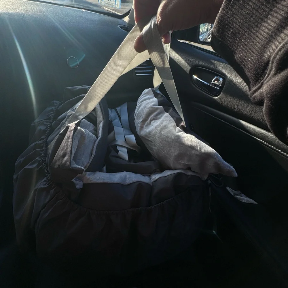 Pecut-Cozy Pet Car Seat for dogs-Gray & Black
